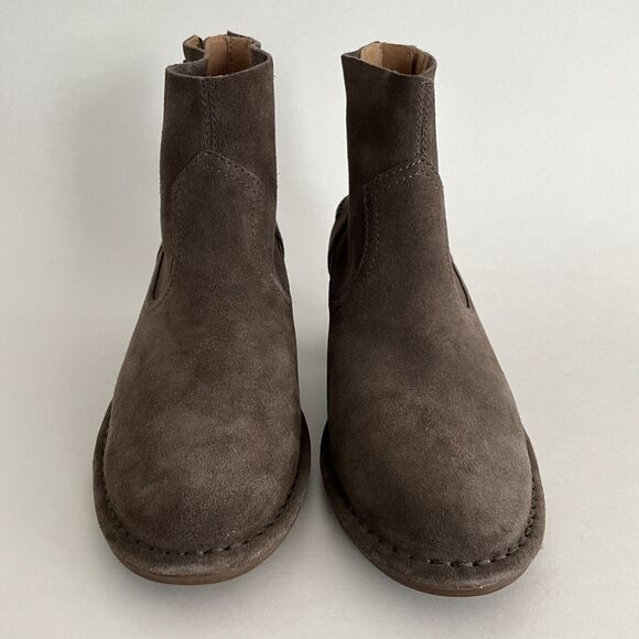 UGG Bootie Women 6M Brown Suede Short Ankle Boots Stacked Heel - Picture 4 of 12